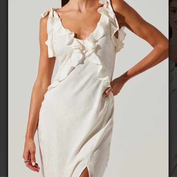 ASTR The Label Sorbae Ruffle Maxi - Picture 2 of 10